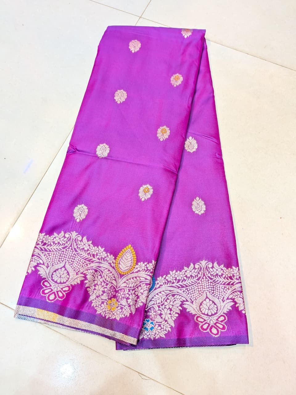 Orchid Magenta Silk Saree | Silver Zari Woven Border Saree for Women - 2